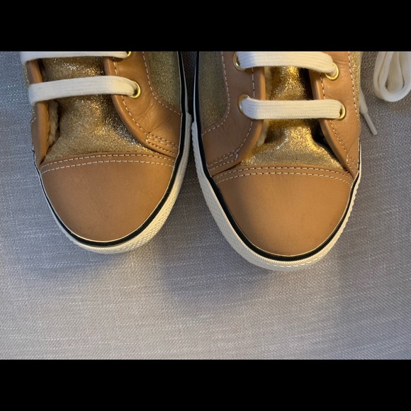 Tory Burch Benjamin camel and gold high top sneakers. Size 9 - Picture 10 of 15